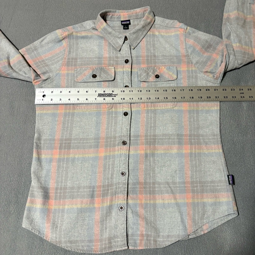Patagonia LS Shirt Organic Cotton Fjord Flannel Women's L 42405 Gray Pink Plaid - Picture 6 of 10